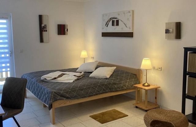 Double room, shower and bath, WC, balcony - Pension ZUR 23
