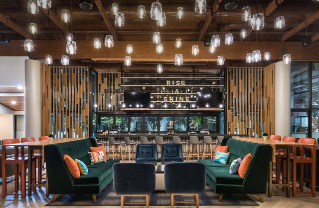 DoubleTree by Hilton Gainesville