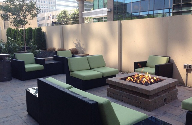 DoubleTree by Hilton Hotel Cleveland Downtown - Lakeside