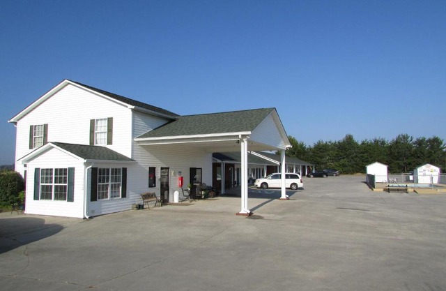 Douglas Inn & Suites, Blue Ridge, GA
