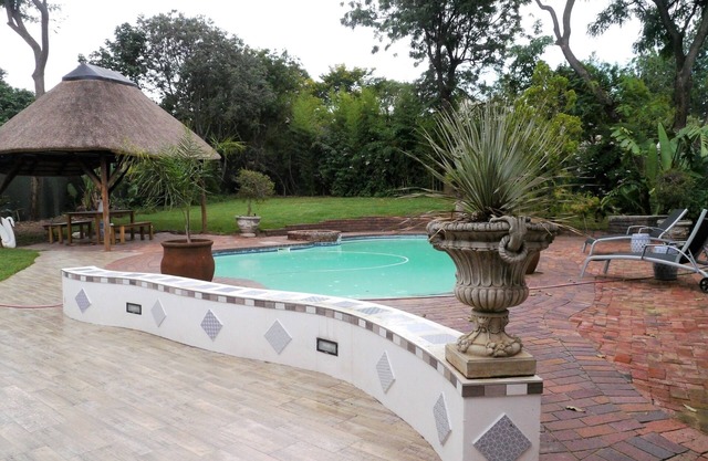 Douglas Lodge - a serene retreat in a peaceful Sandton suburb