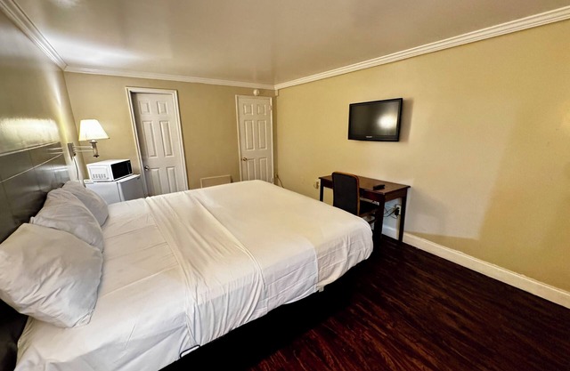Downbeach Inn