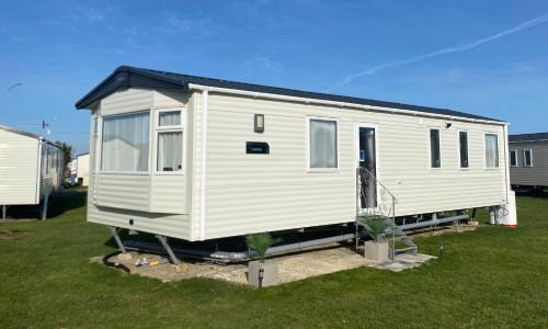Downtime, West Sands, Seal Bay Resort, Selsey