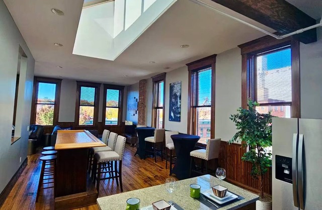 Downtown Kent NY Style Penthouse