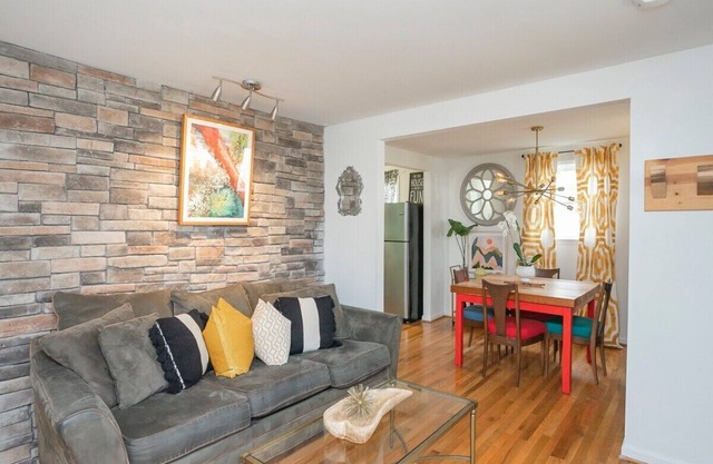 Downtown Nashville Home | Minutes to Broadway