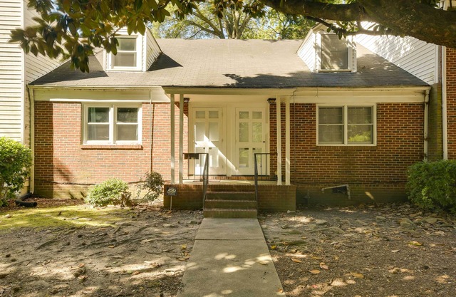Downtown Raleigh Condo ~ 2 Mi to Ncsu Campus!