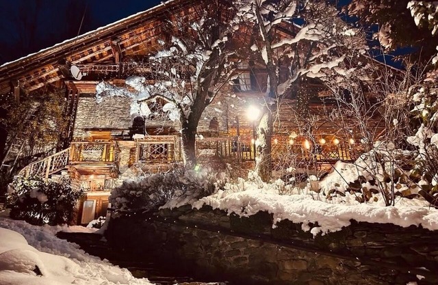 DREAM CHALET