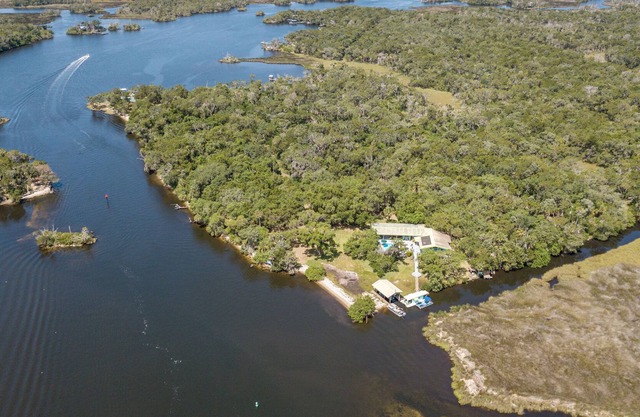 Dreamcatcher Island - Scallop and Fishing Paradise