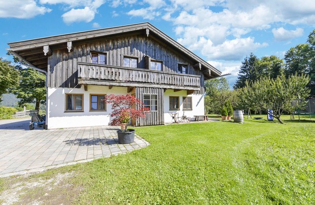 Dreamlike Apartment "Kotalm" with Balcony, Garden & Wi-Fi