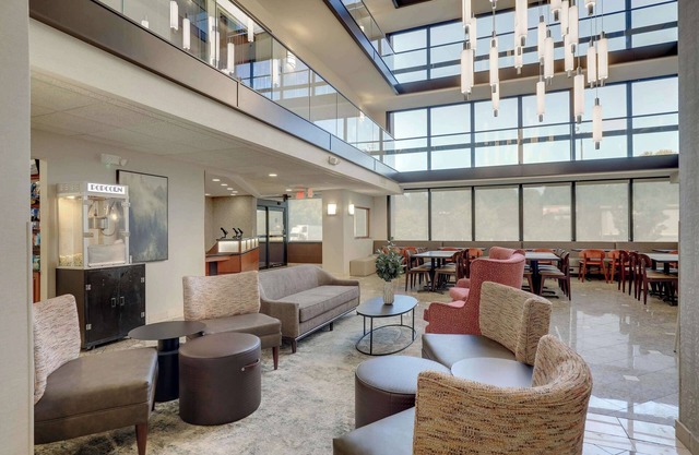 Drury Inn & Suites Charlotte University Place