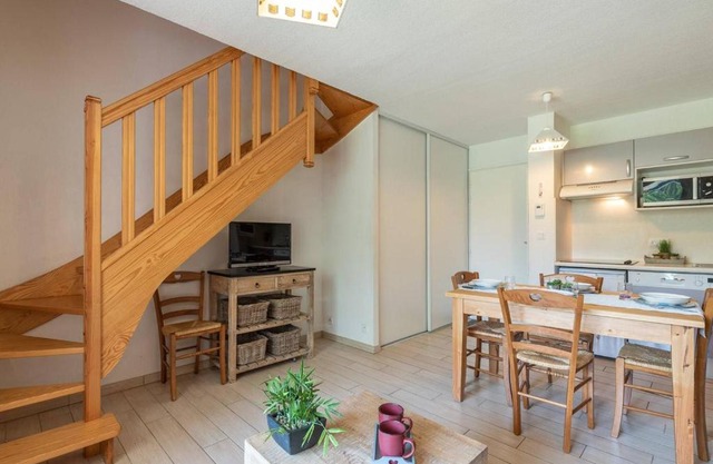 Duplex cocooning pour 6 pers., balcon sud, parking privatif - Bourisp, proche St-Lary - FR-1-296-301