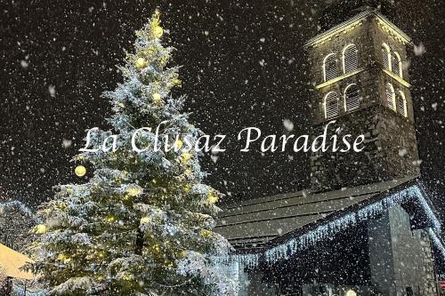 Duplex skis aux pieds centre village - 6 couchages - 2 salles de bain