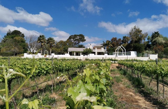 DuVon Farmhouse
