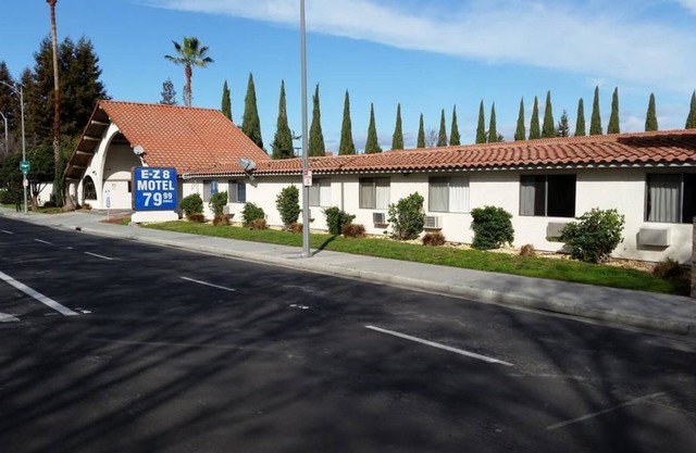 E-Z 8 Motel San Jose 1