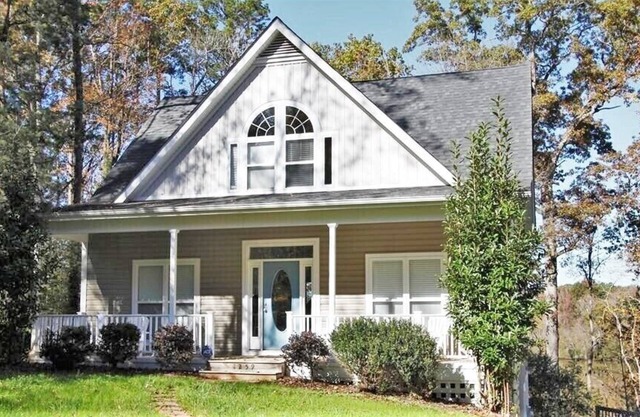 Eagles Retreat on Lake Gaston! Nature Lovers Paradise!