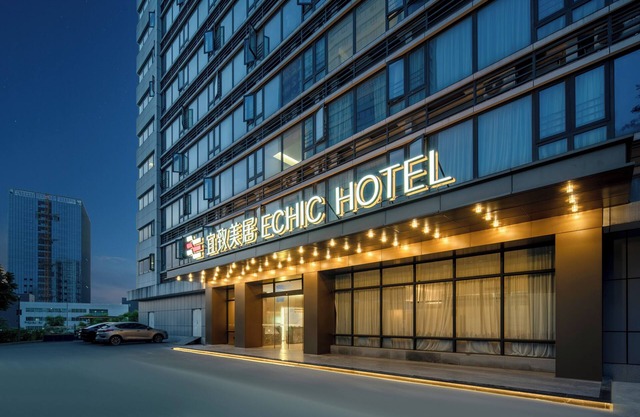 ECHIC Mercure (Guangzhou Baoneng Performing Arts Center Luogang Wanda Plaza)