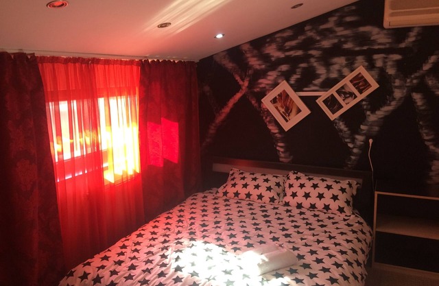 ECONOMY DOUBLE ROOM WITH PRIVATE BATHROOM - ROOM NR 4
