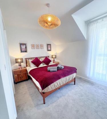 Eden Gateway full equipment brand new bright and modern En-suite Double bedroom - room 3 near city centre