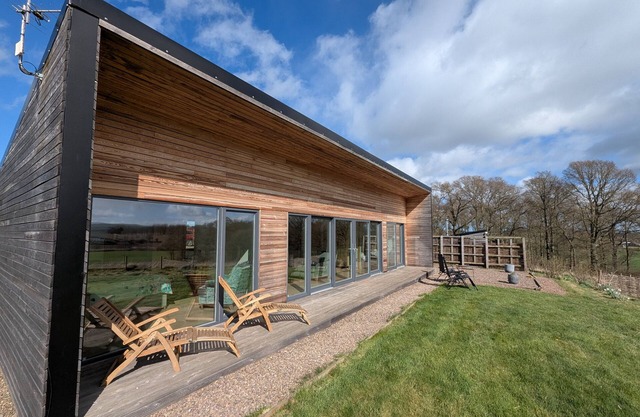 Eden Hideaway - Two Bedroom House, Sleeps 4