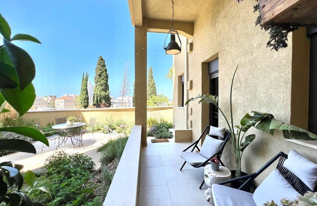 Ekron 17 Apt 2 Haifa