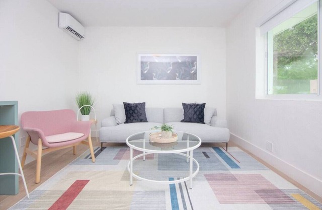 El Portal #4 · Stylish One Bedroom Apartment in El Portal #4