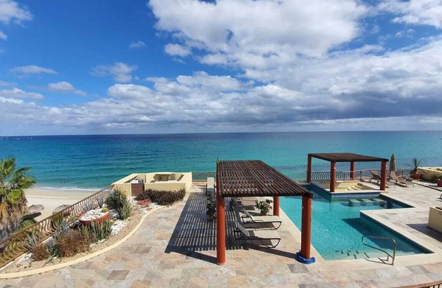Elegant Beach front Condos short distance from Los Barriles