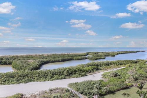 Elegant beachfront condo in private community