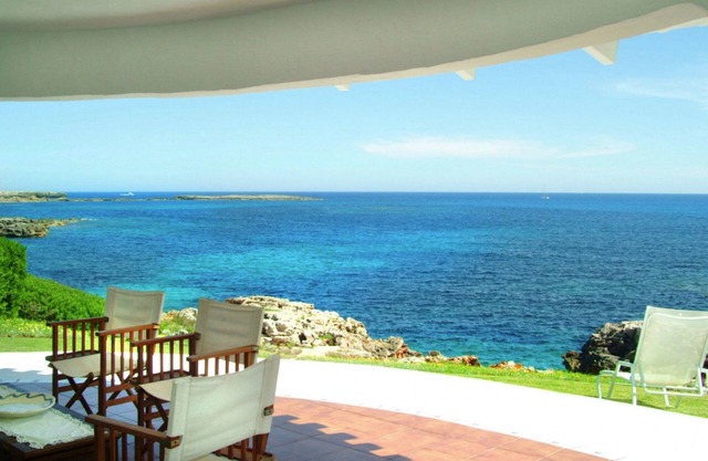 Elegant Beachfront Menorca Villa | Villa La Luz | 3 Bedrooms | Spectacular Sea.