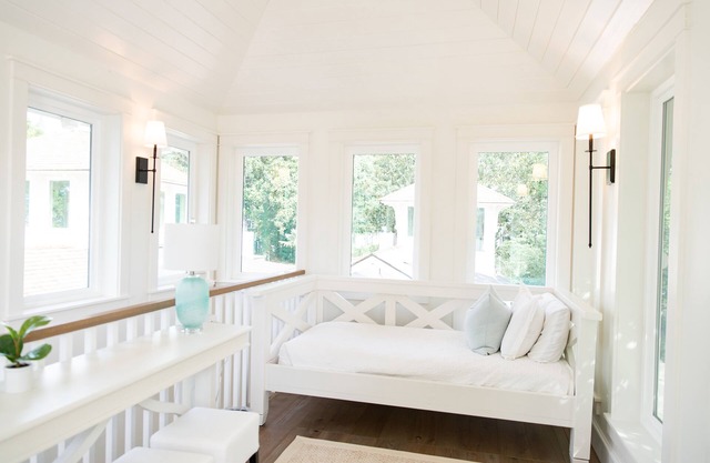 Elegant Cottage on the Bluff Downtown Fairhope (B)