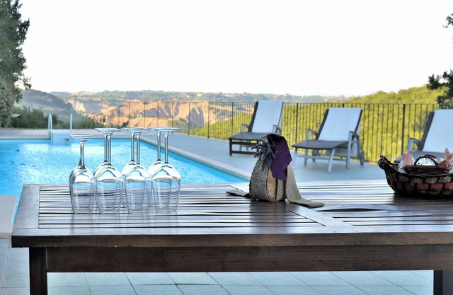 Elegant Country house with private pool and with beautiful view for good relax