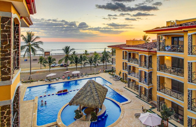 Elegant, friendly beachfront condo with incredible ocean views & pool