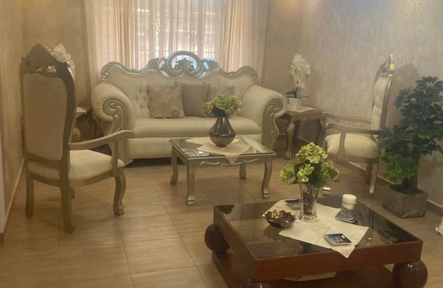 Elegant furnished house just minutes from the sea