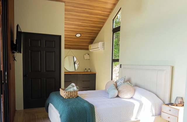 Elevant Sanctuary, Florencia, Alajuela