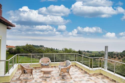 Elia Maisonettes, sea & valley views, 2 bdrms