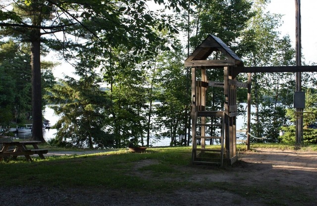 Elmdale Cottage - In the heart of Muskoka
