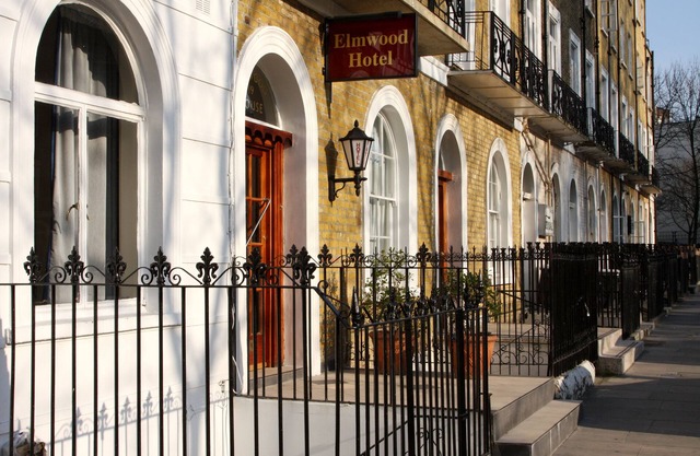 Elmwood Hotel