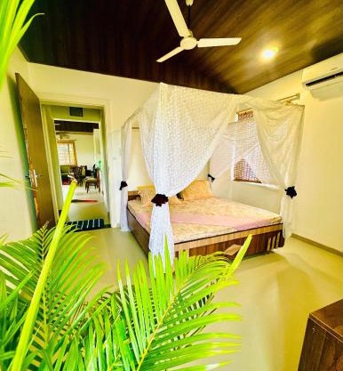 Elure Cafe and Stays