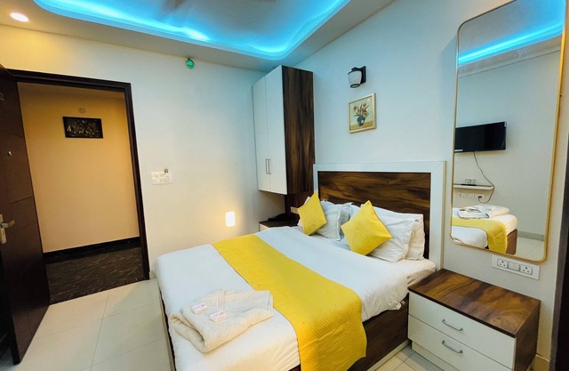 Embrace luxury Hotel & Banquet