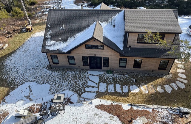 Enchantingly beautiful with views of Five Islands Harbor and Ocean