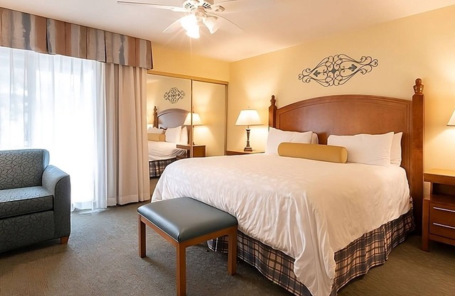 Enjoy a Hassle-Free Stay! 3 Convenient Units w/Full Kitchen + Pool & Parking
