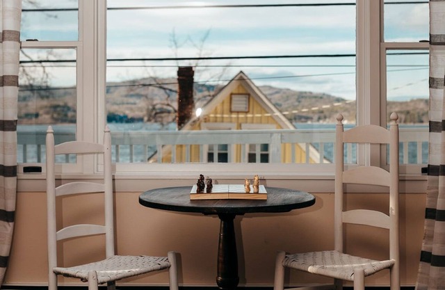Enjoy a quick walk to the beach & lake views