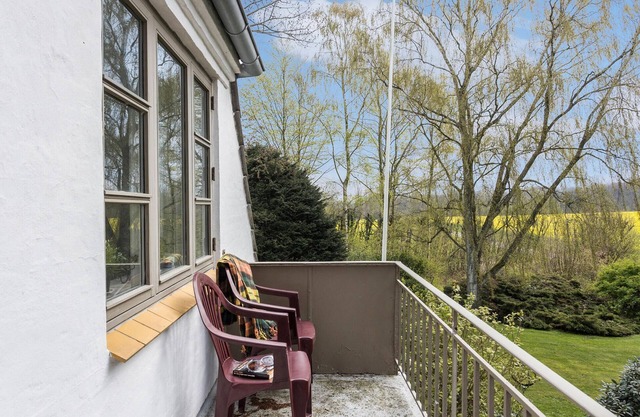 Enjoy relaxing days in this charming vacation apartment in the countryside.