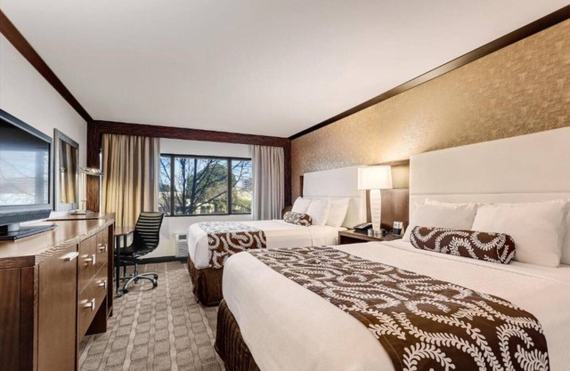 Enjoy the Best of the San Francisco Bay Area !