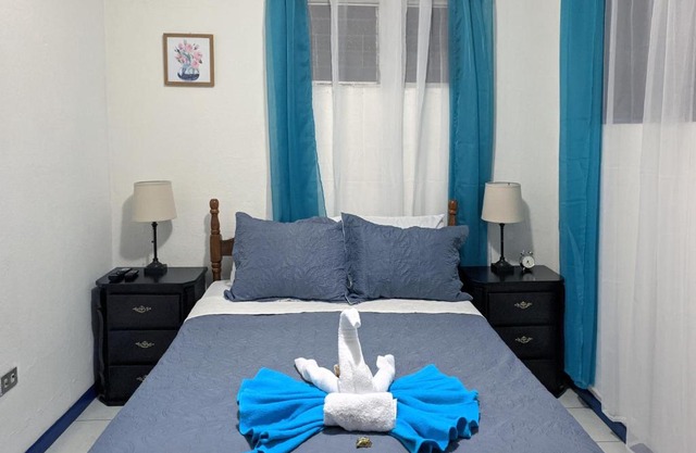 Entire Comfy apartment for you, 5 min SJO Airport