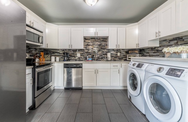 Entire Home Near City Attractions & Downtown