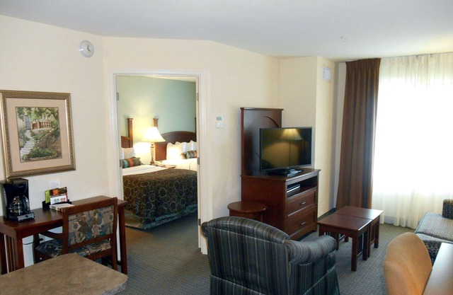 Equipped Suite Near the Savannah Airport | Seasonal Pool Access