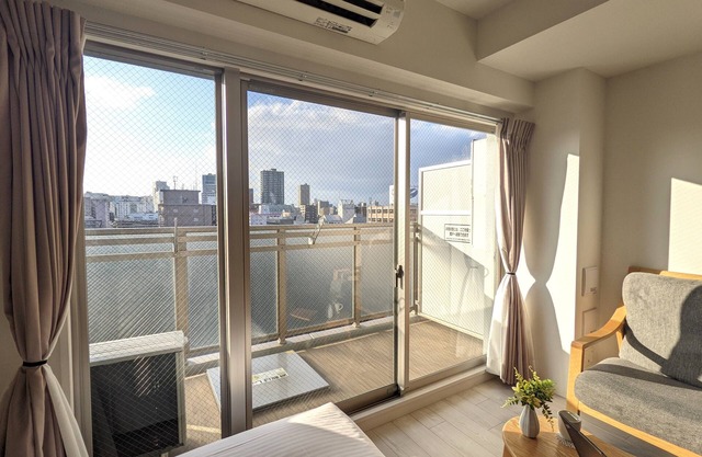 ESLEAD HOTEL OSAKA TSURUHASHI