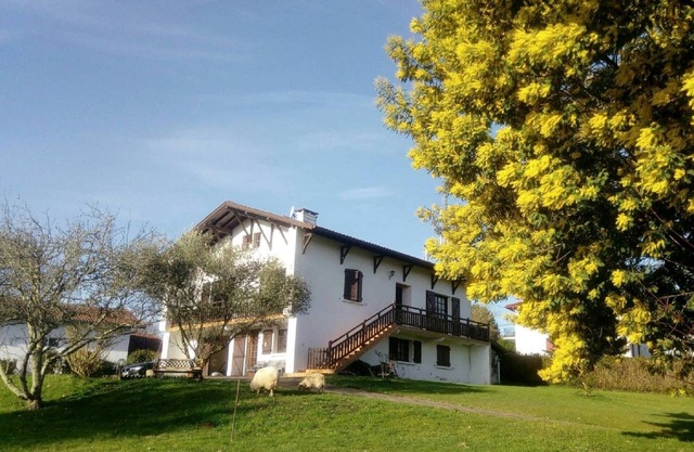 Etchole Cottage at Bastide Clairence