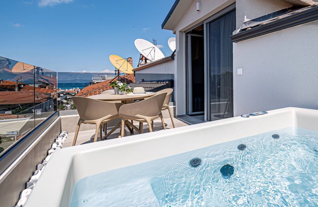 Evitel Luxury Living
