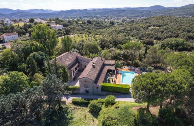 Exceptional Estate for 25 Guests near Cévennes with AC, Pool, Tennis & Spa ★